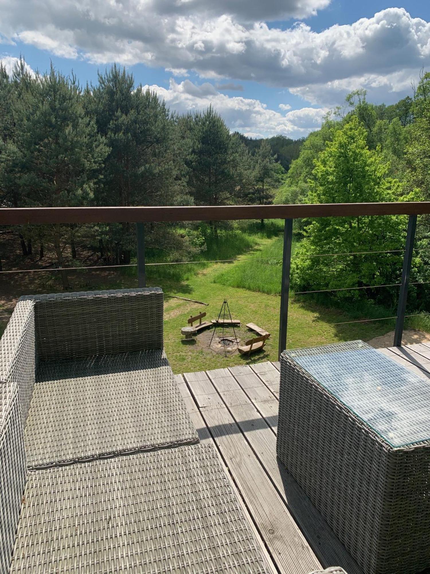 Domek Na Drzewie W Dolinie Uradu Exterior foto