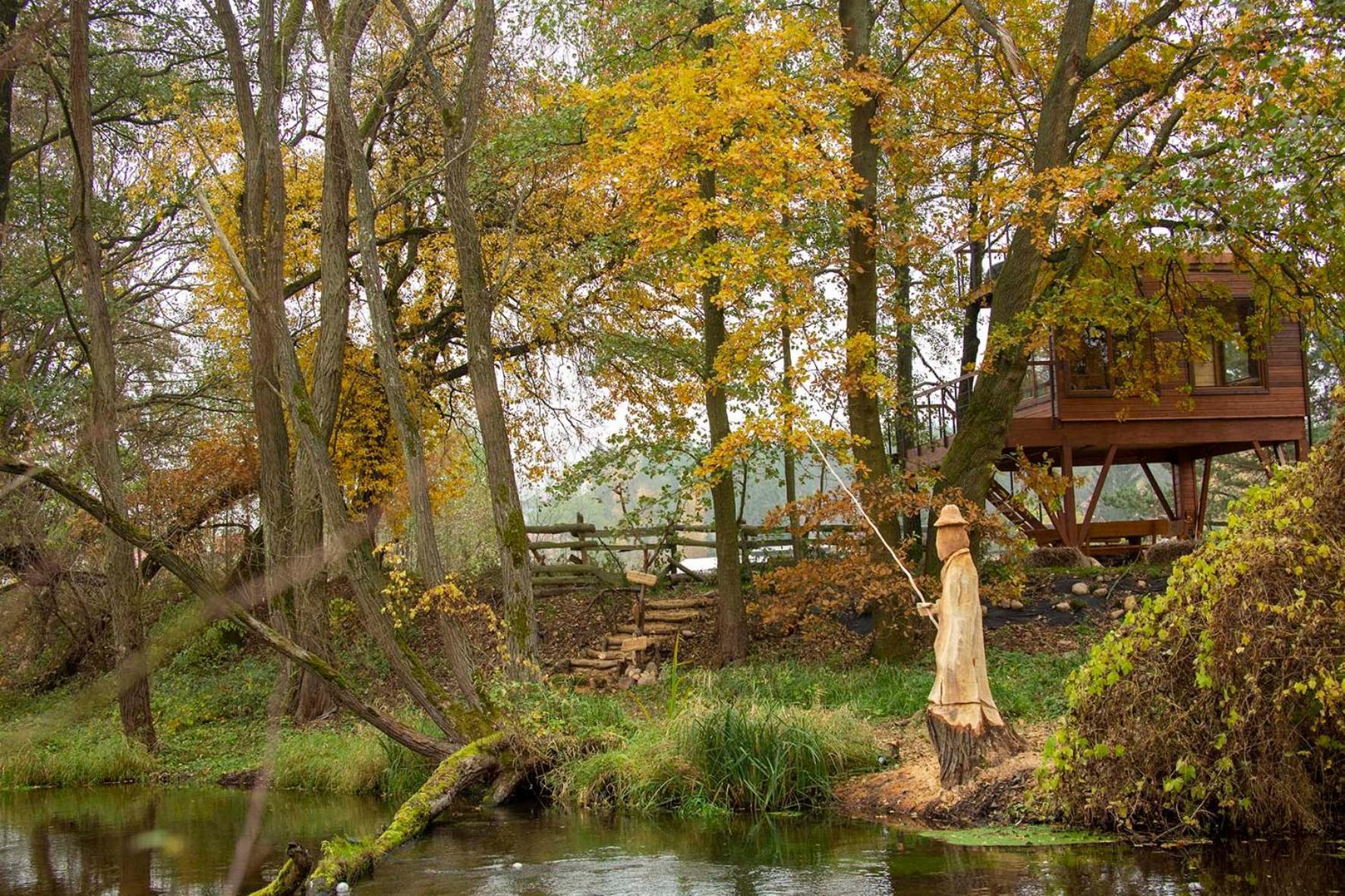 Villa Domek Na Drzewie W Dolinie Uradu Exterior foto